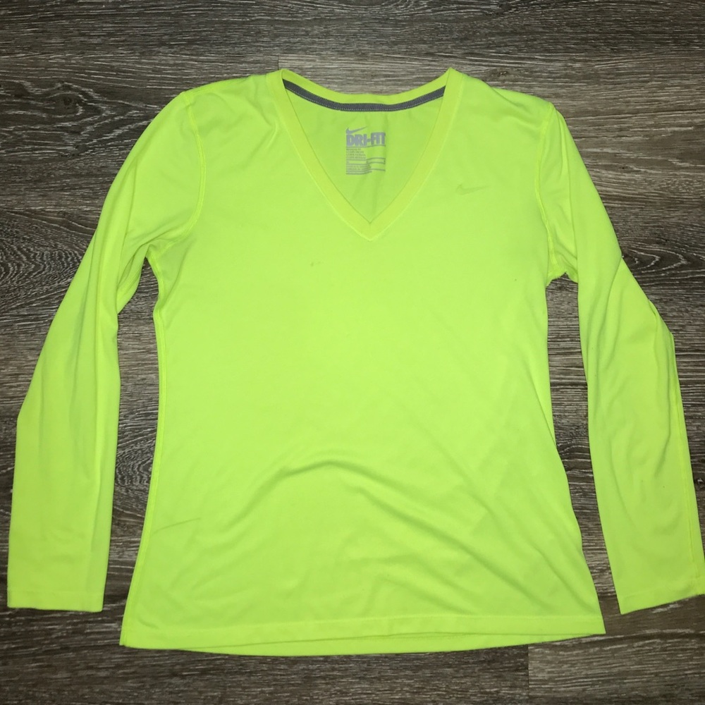 Women’s Nike Workout dri-fit Medium 🔥